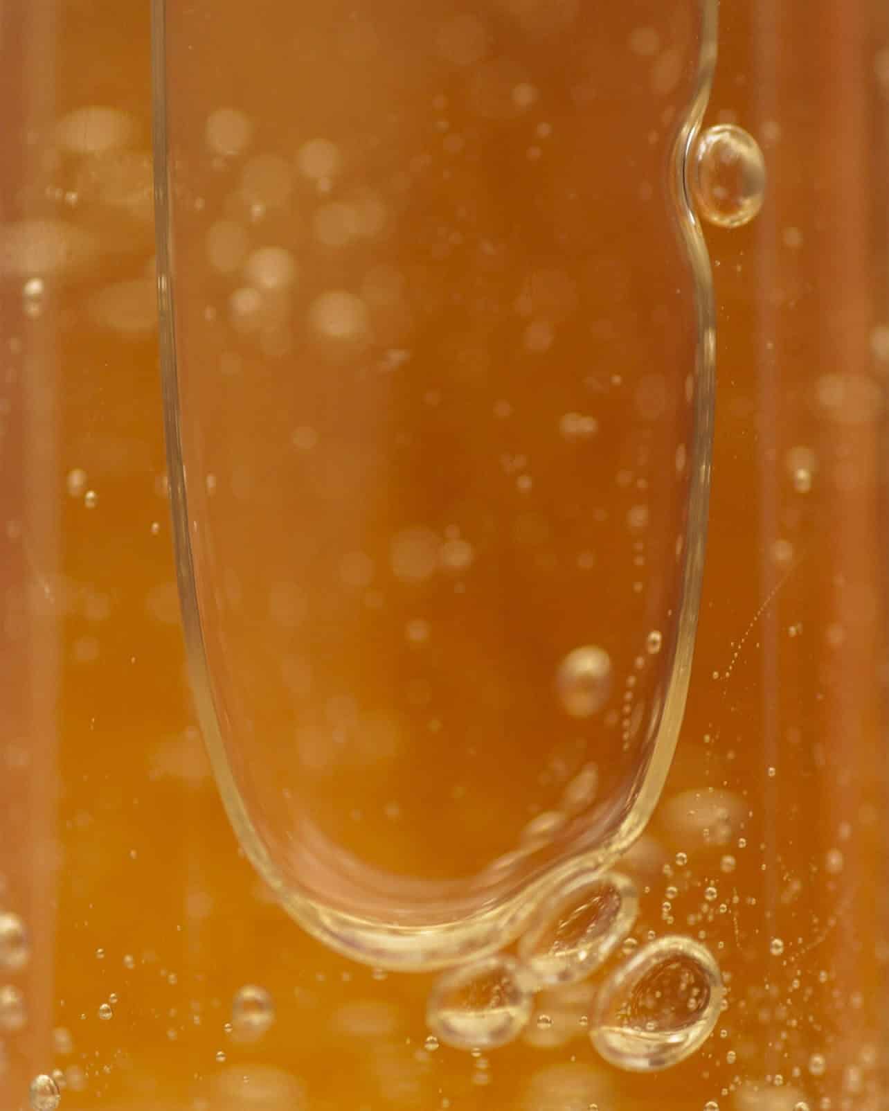 Moisturising Shampoo, Bubbles